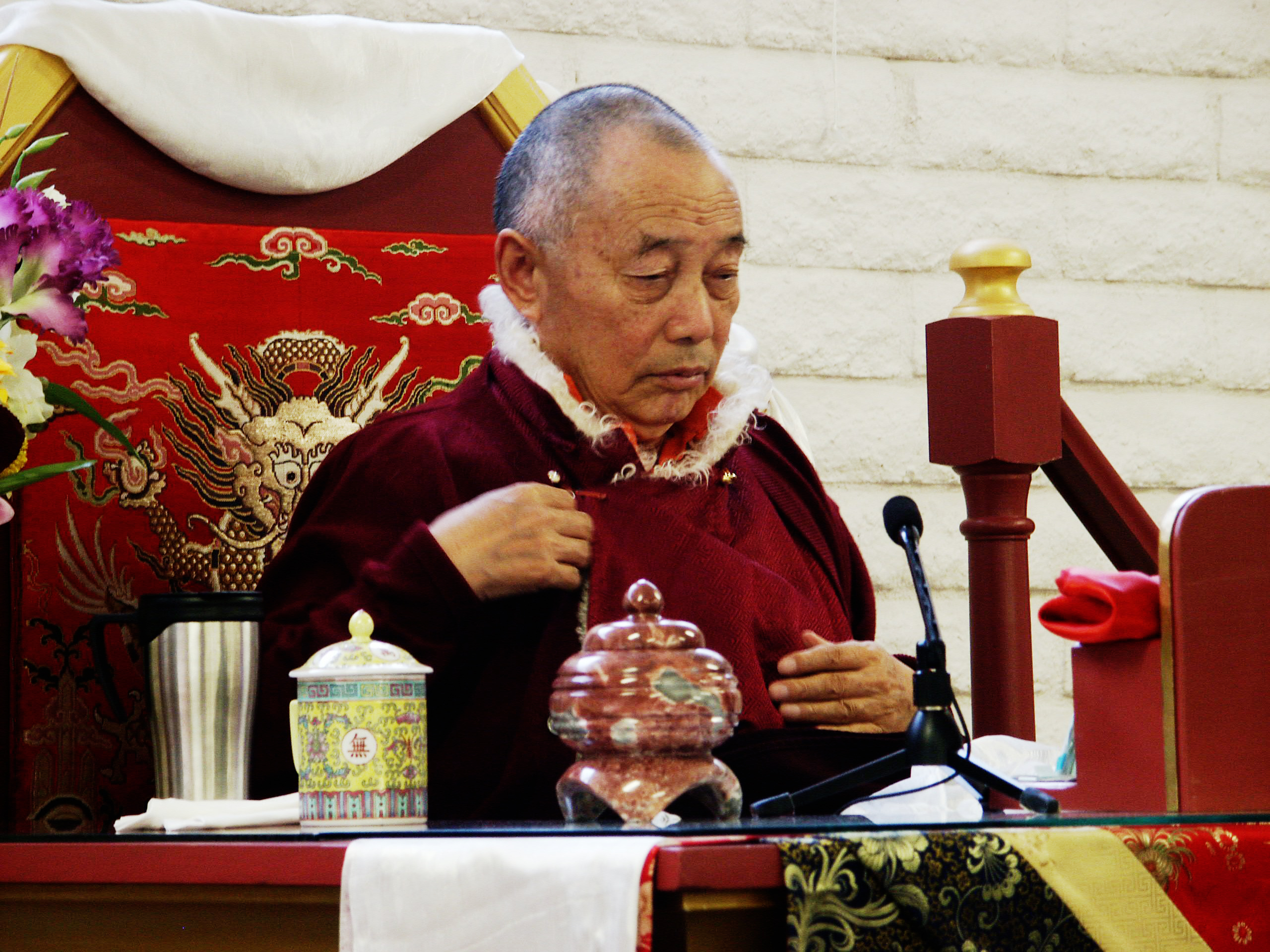 Prayers for Venerable Gyaltrul Rinpoche | Tibetan Buddhist Altar